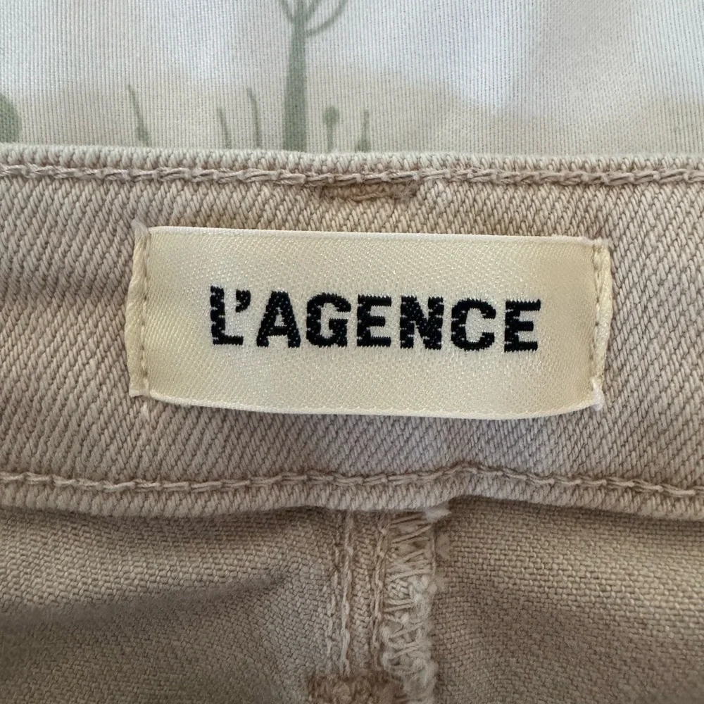 L'AGENCE Scottie Wide-Leg Jean - Picture 4 of 11